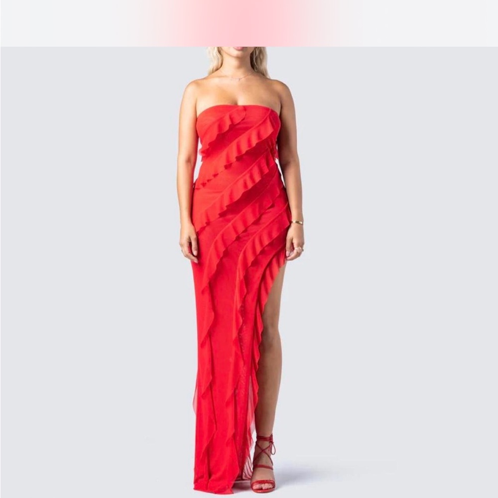 Finesse Red Dress